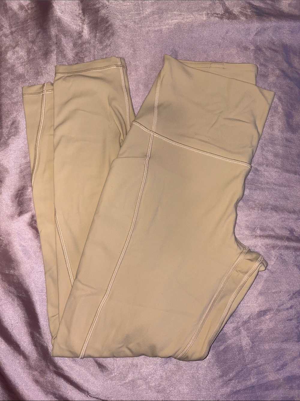 Lululemon Light Tan High-Rise Leggings with pockets